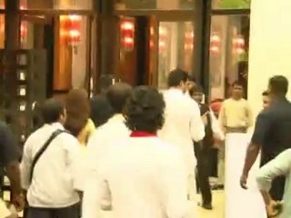 When Aishwarya was About to Enter a Men_s loo Accidentally!