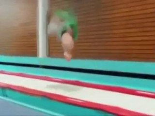 pagritianews.gr - Ντύσιμο και γυμναστική ταυτόχρονα