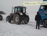 Pris au piège de la neige sur la RD643