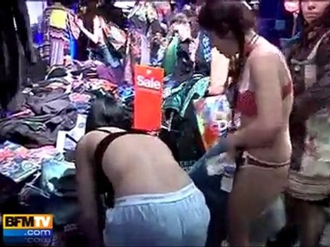 Shopping en sous-vêtements à Madrid