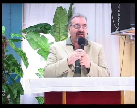 Claude REYNAUD - Les chrétiens et l'église