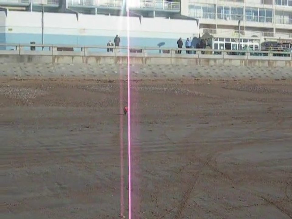 Moto anderson M5 on the beach