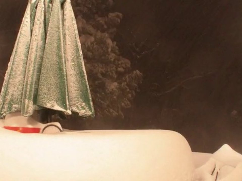 [Vimeo-18213768] December 2010 Blizzard Timelapse
