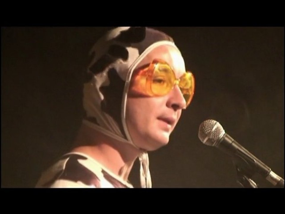 Filip joue "Si on était tous des bonobos" à Limay 2010
