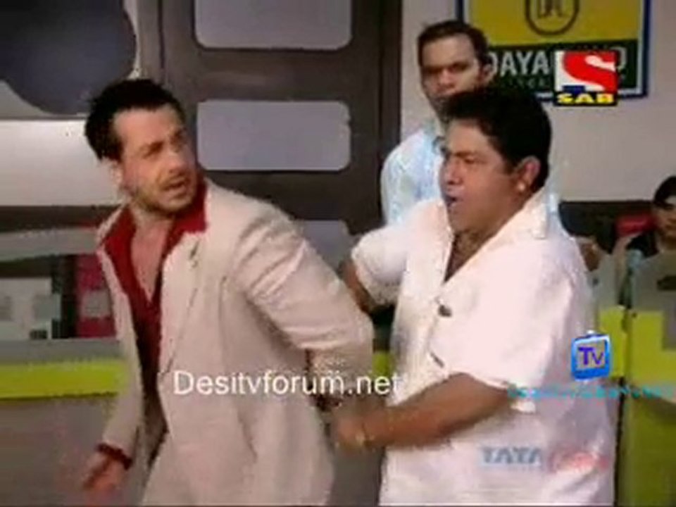 Mr and Mrs Sharma - 29th Decembe 2010 pt4