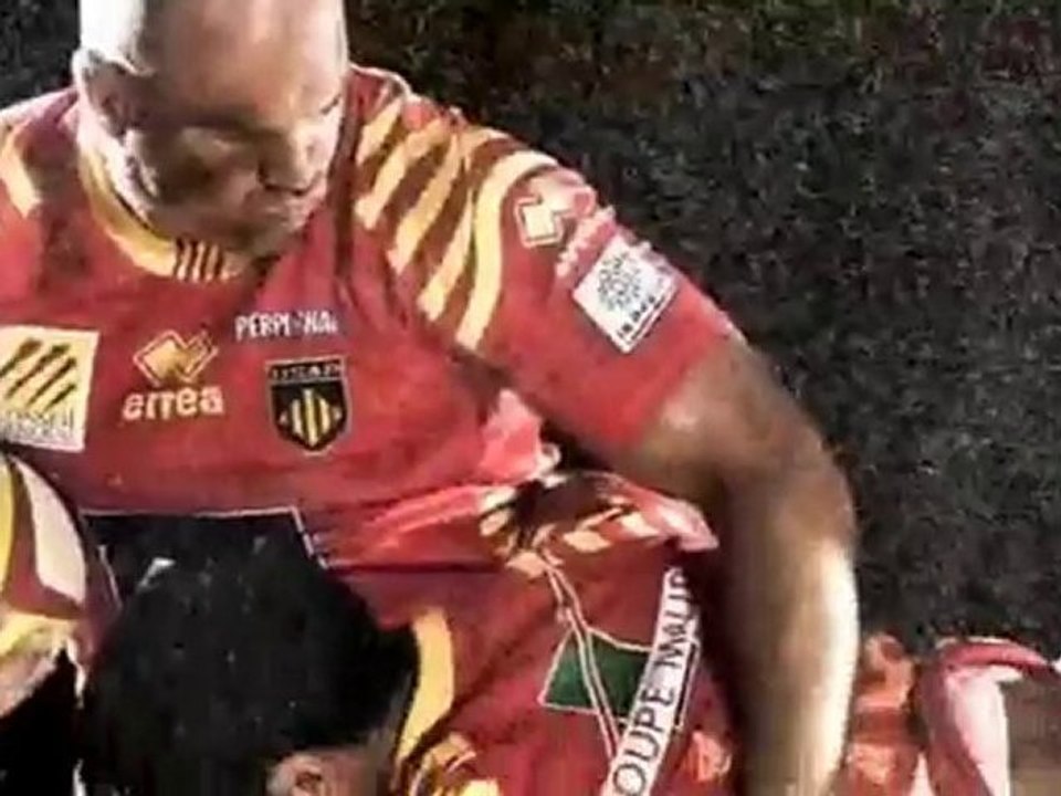 LE CALENDRIER 2011 DE L'USAP  SIGNE STEPHEN GUSTAVUS