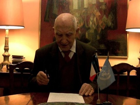 Les vœux de Stéphane Hessel pour 2011 sur Mediapart