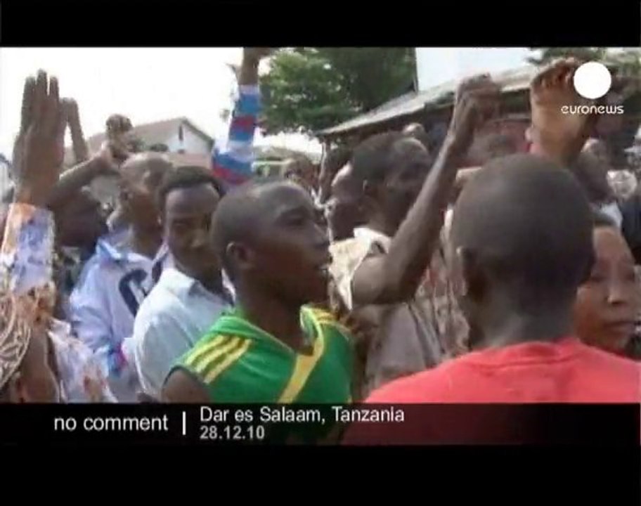 Tanzania protesters call for a new contitution - no comment