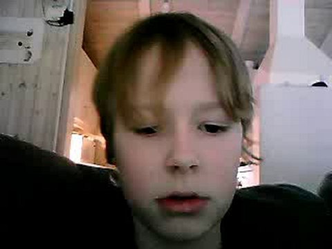 jeg keder mig skriv til mig!!!