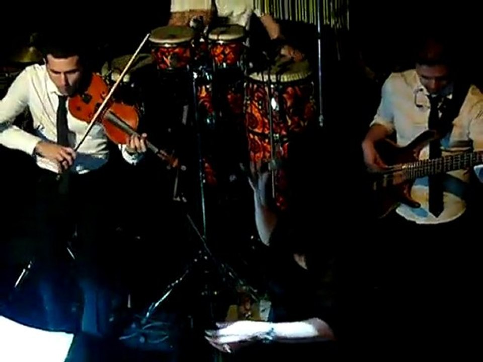 Yonca Kocadağ - Açık Adres [Jolly Joker Balans Live]