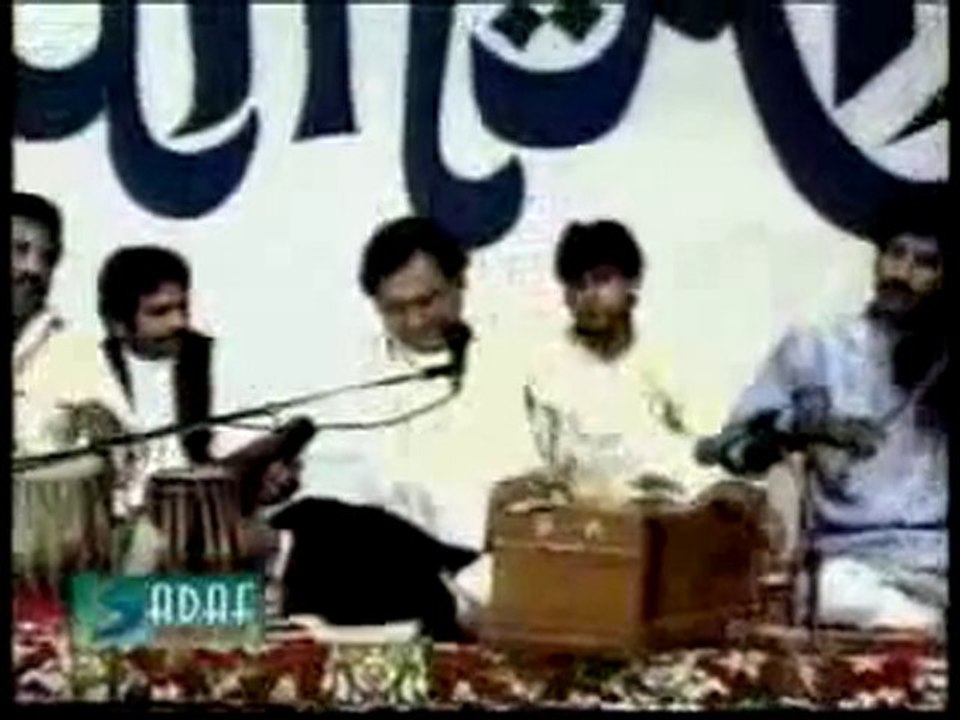 HUM KO KIS KAY GHAM NEY MARA - GHULAM ALI