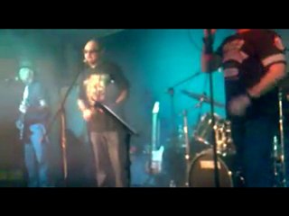 Todo está marchando - Locos Aparentes - (c) 2010