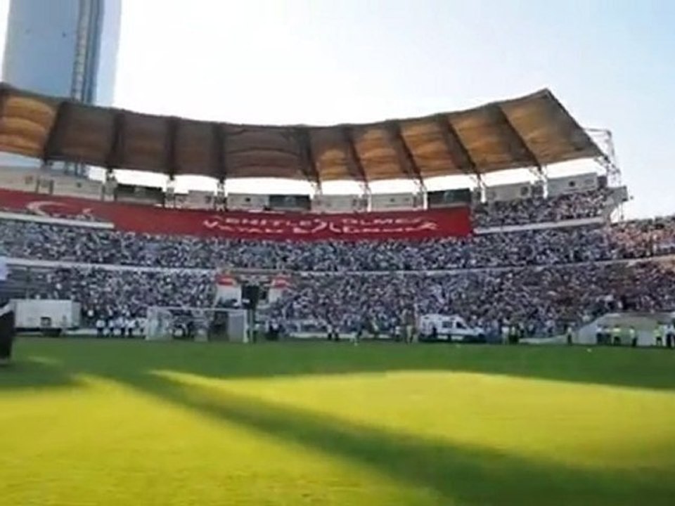 Quaresma Tezahurat Imza töreni