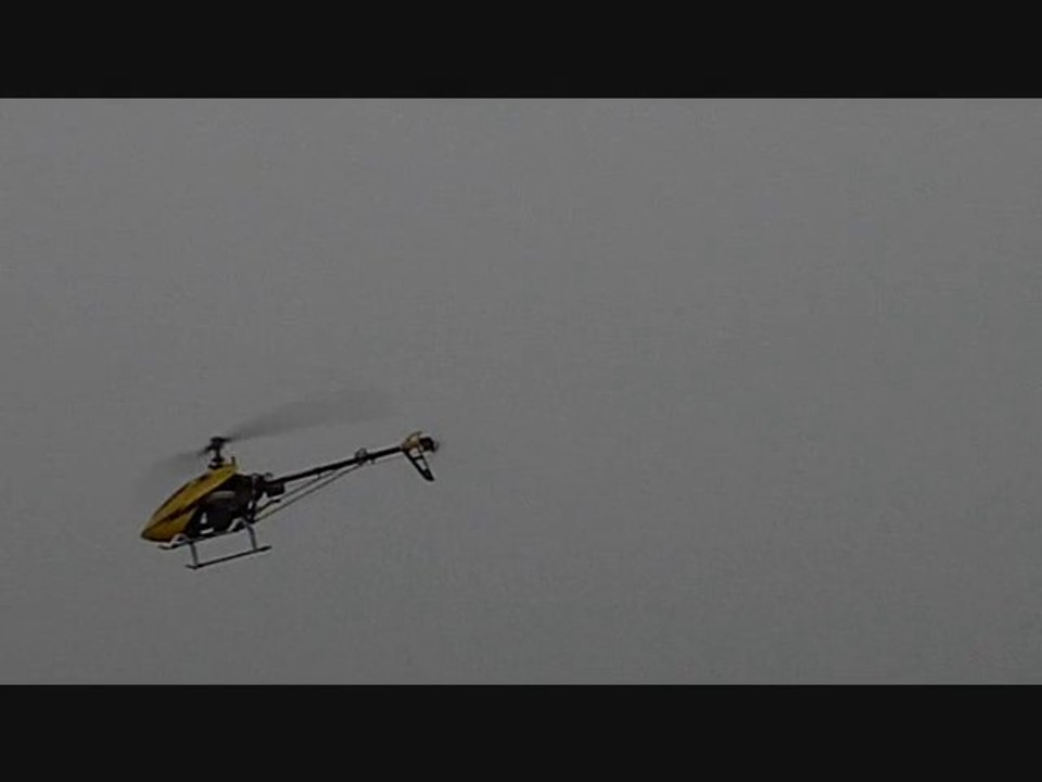 Vol 1 du Trex 500 en extérieur