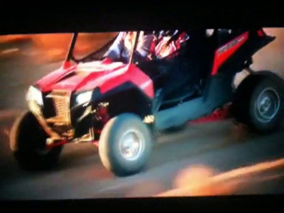 POLARIS 2011 RZR 900