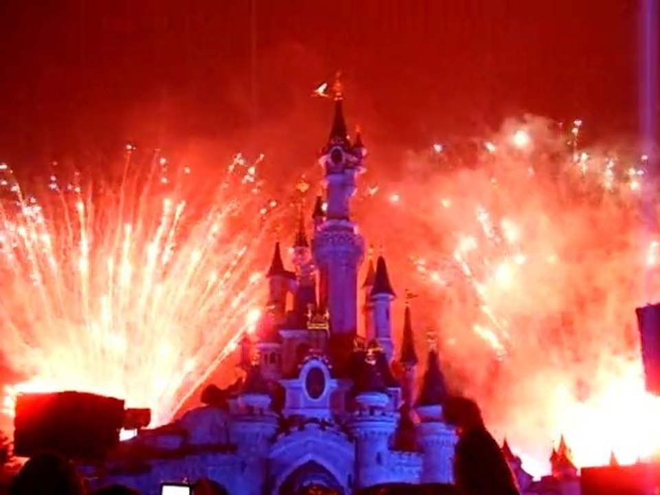 feu d'artifice du nouvel an 2011 a disneyland paris