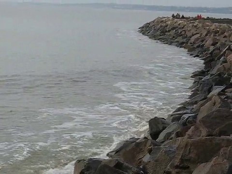 La Bernerie en Retz : rochers plan d'eau