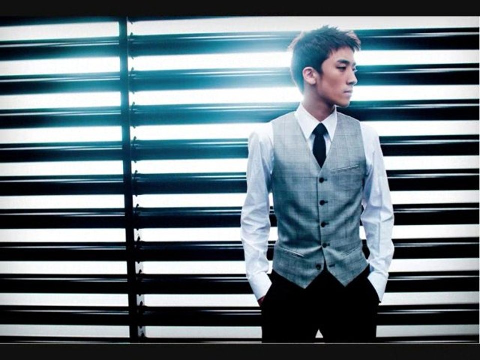 SeungRi  Strong baby