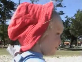 200708 ELLIOTT ET PAPA A LA PLAGE