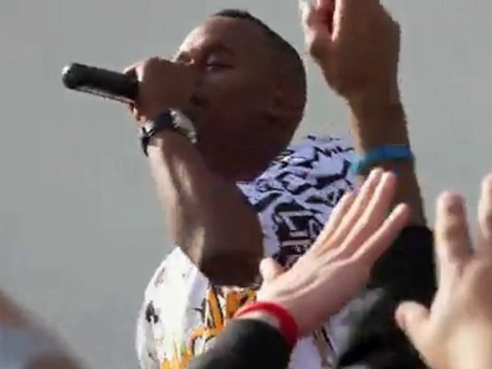 Saylah ~ Amazing ~ ( music video )