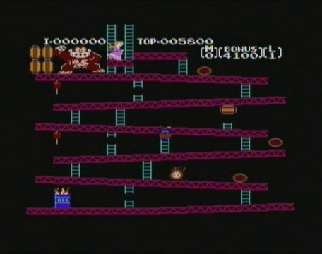(thegamer) joue a un jeux retro donkey kong nes