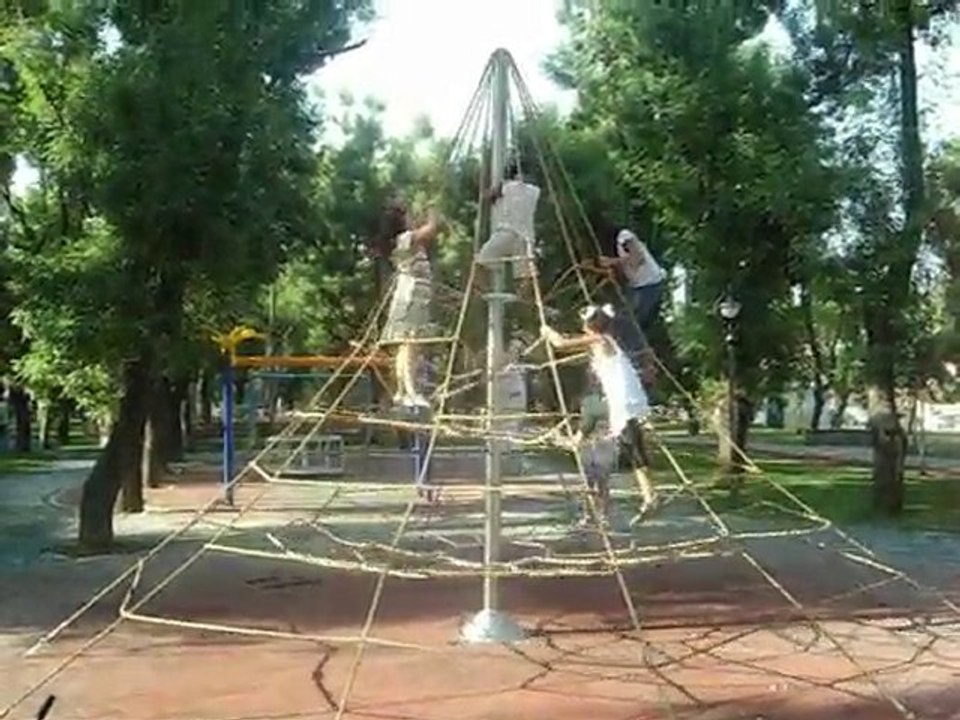 Lars Laj Playgrounds,çocuk parkları,salıncak,tahterevalli