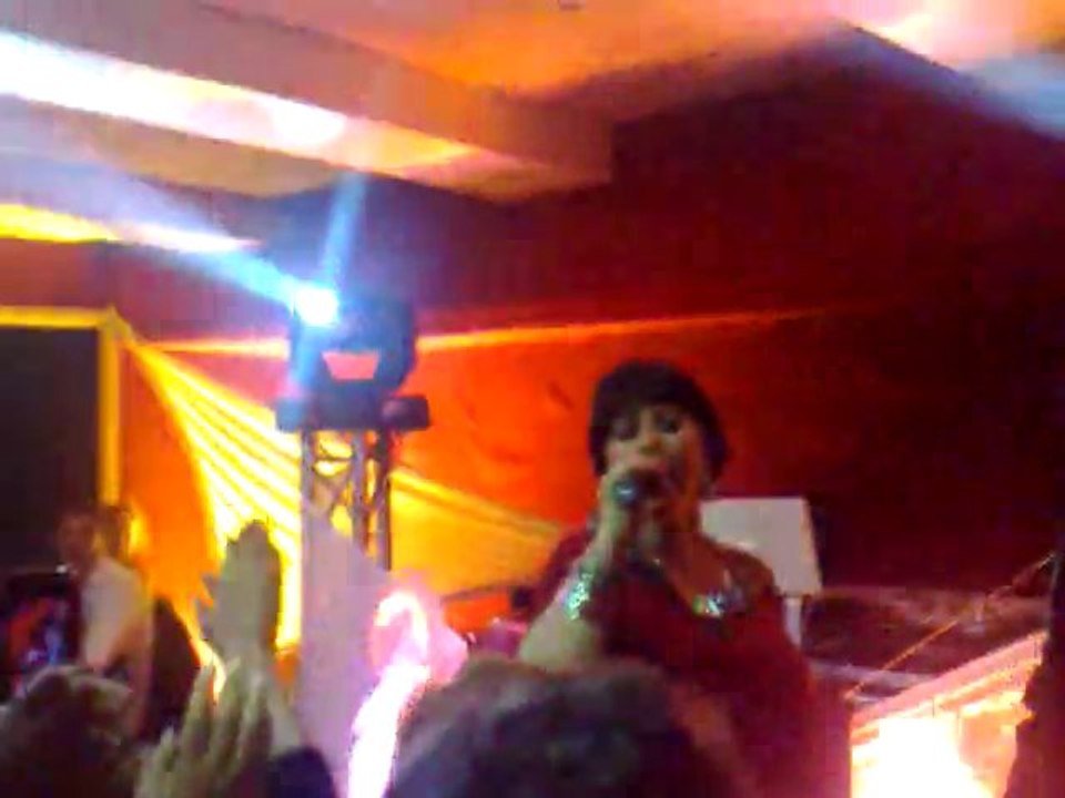 Cheba Yamina Réveillon 2011 Prado Marseille