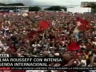 Rousseff organiza su primer gira internacional