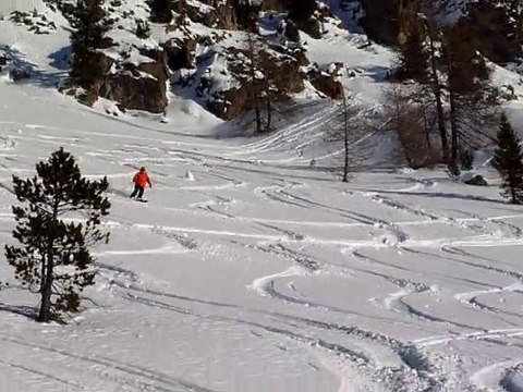 SYLVAIN PREMIERE DESCENTE EN HORS PISTE