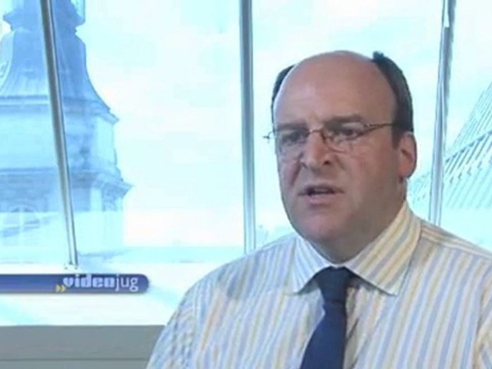 Paying Income Tax : Will my employer pay my tax for me?