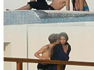 Justin Bieber fans threaten to kill Selena Gomez