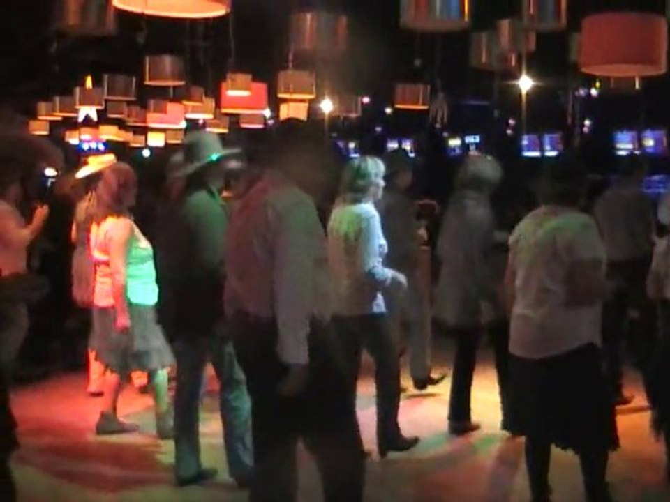 Nouvel An 2011  animation country bowling ST BRIEUC