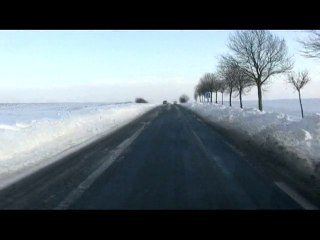 De la neige en abondance sur les routes du Cambrésis