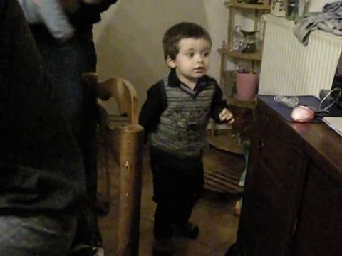 mathis qui a appris a dansé avec rené la taupe