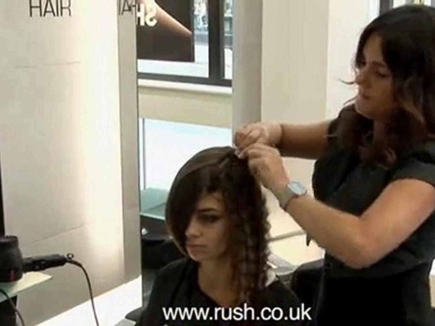 Crinkle hair with outlet flat iron