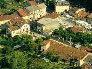 Survol de Balanod en 2000 .