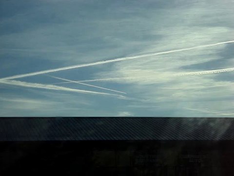 Chemtrails - épandages chimiques aériens