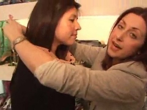 How To Wear A Silk Scarf