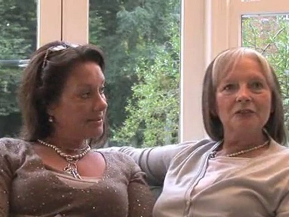 How To Hide Unsightly Lumps And Bumps If You Are Overweight : I'm overweight, how do I hide unsightly lumps and bumps?