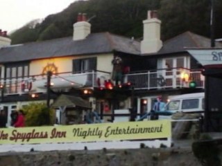 RPattz and KStew's low-key NYE