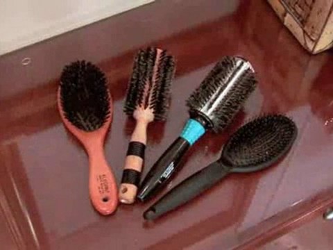 Hair Brushes : How often should I replace my hair brush?