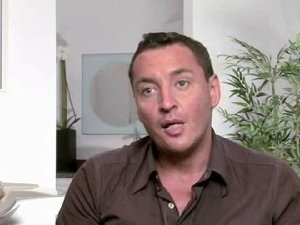 Straightening Your Hair : Do home hair-relaxing kits work?