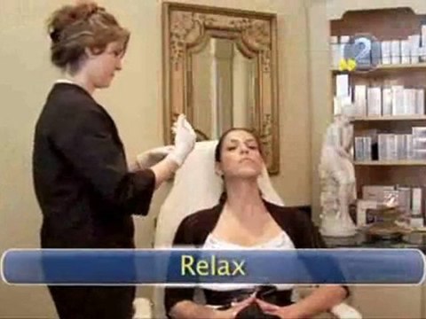 How To Thread Eyebrows