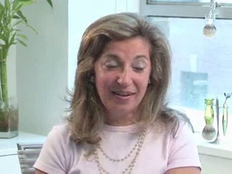 Shaving Tips For Men : Should I put a piece of toilet paper on my face after I cut myself shaving?