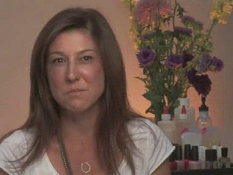 Nail Problems : What causes 'yellow nails'?