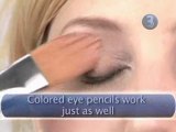 How To Apply Three Shades Of Eyeshadow