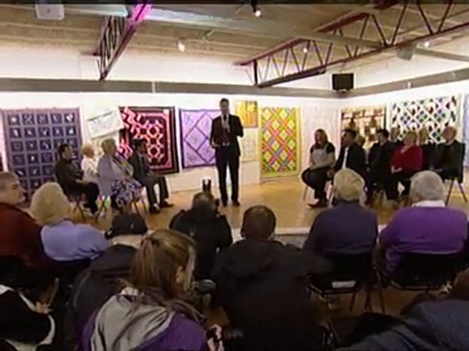 Lib Dems 'here to win', Clegg tells Oldham voters