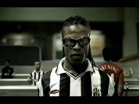 Beckham, Keane, Yorke & Davids: concours de babyfoot