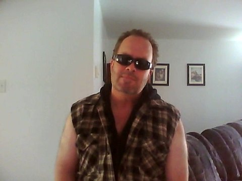 LIPSING GLASS MIME DE CHANSON!!! REVIENS MOI!!!!