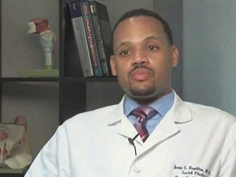 How To Alleviate Pressure Related Pain In Your Ears : How can I alleviate pressure-related pain in my ears?